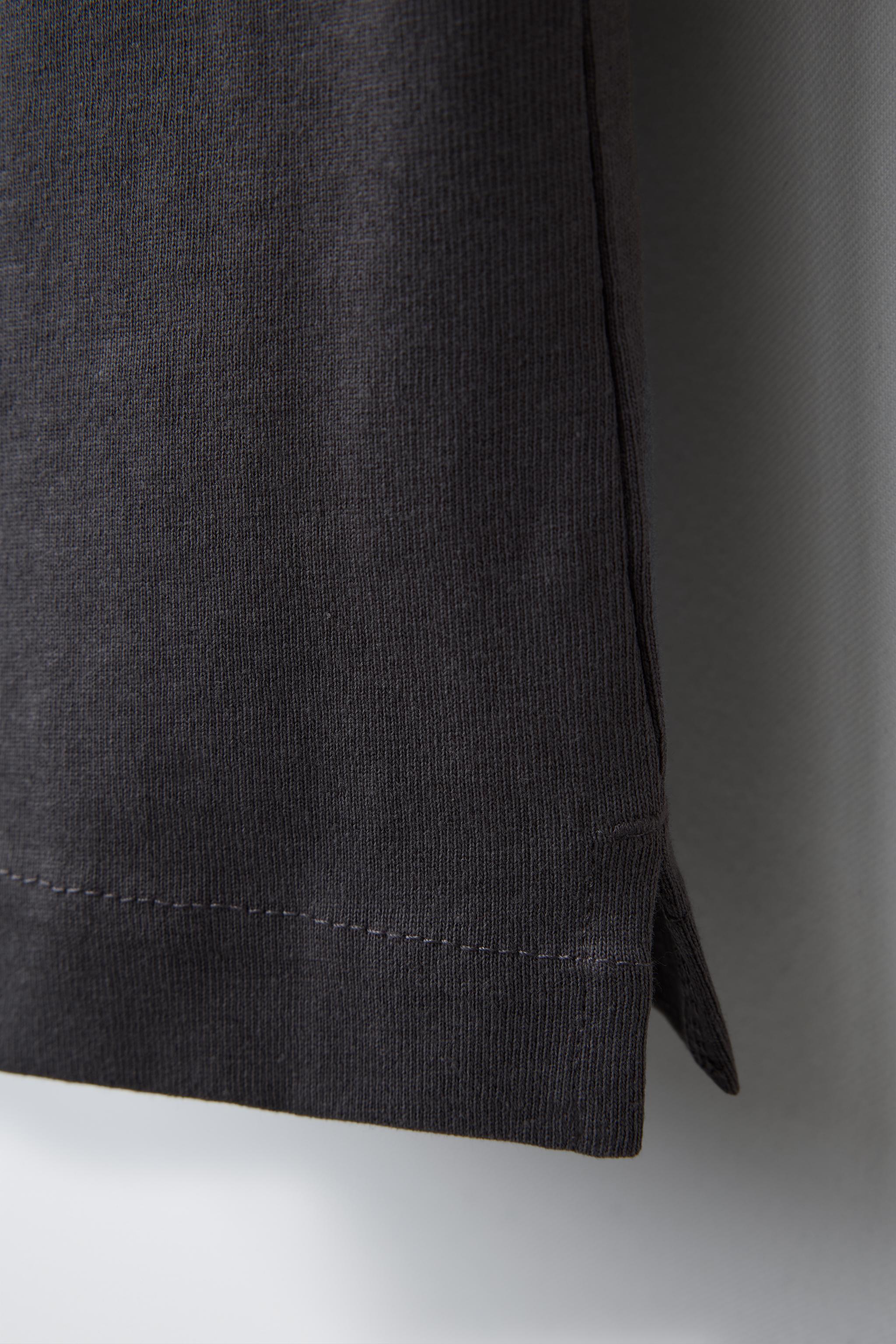 SLEEVELESS TOP WITH BUTTONS